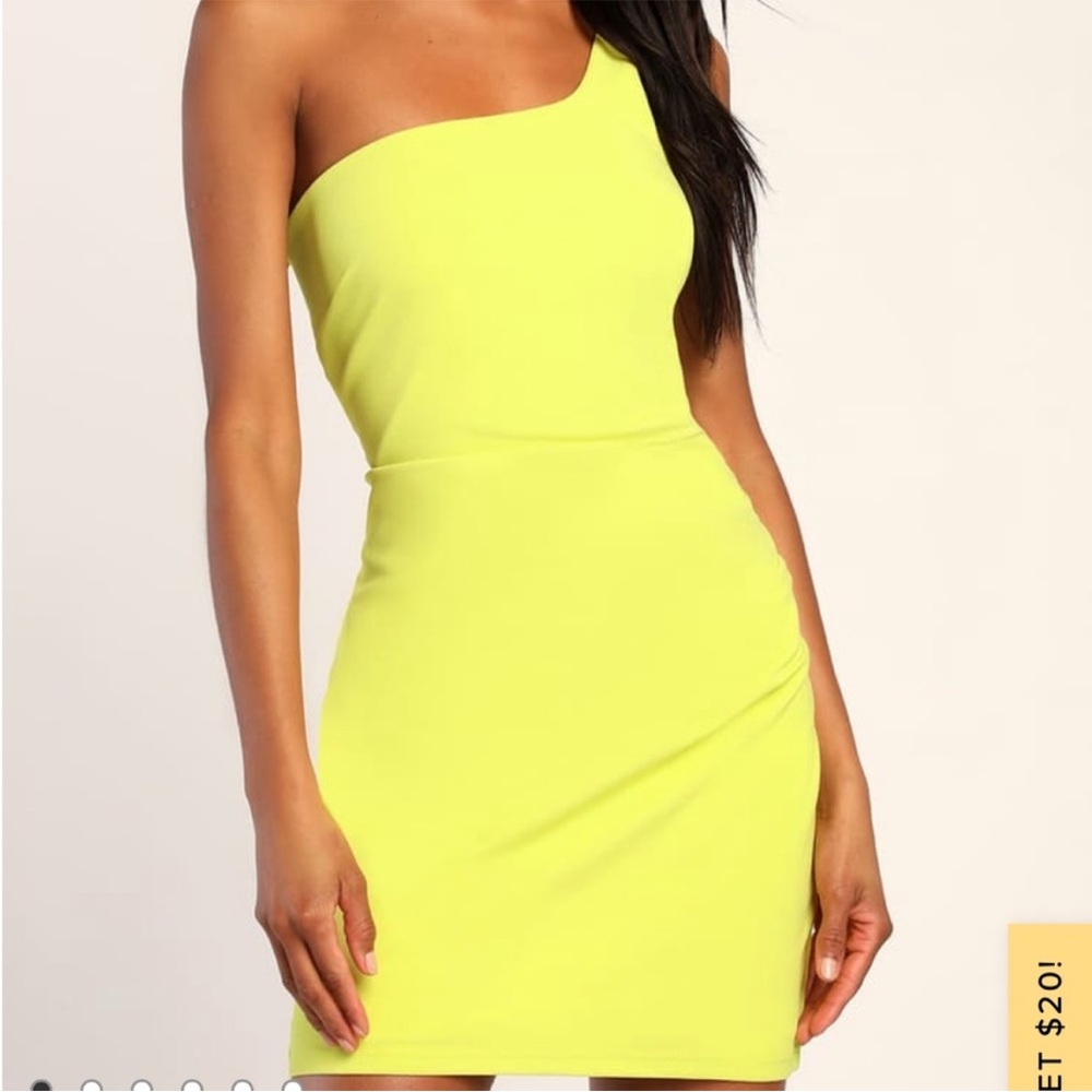 One-Shoulder Yellow Dress